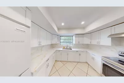 7882 Grand Canal Dr #7882, Miami, FL 33144 - Photo 1