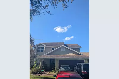 950 SW 95th Ter, Pembroke Pines, FL 33025 - Photo 1