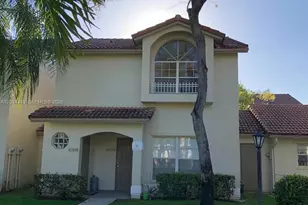 10813 NW 3rd Ct, Pembroke Pines, FL 33026 - Photo 1