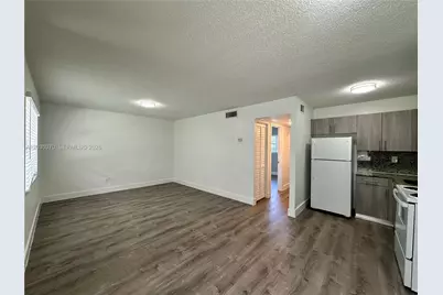 2910 Pierce St #102, Hollywood, FL 33020 - Photo 1