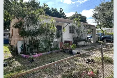 1892 NW 42nd St, Miami, FL 33142 - Photo 1