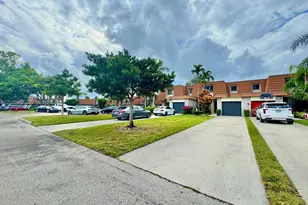 1415 SW 110th Way, Davie, FL 33324 - Photo 1
