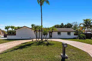 12900 SW 189th St, Miami, FL 33177 - Photo 1
