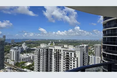 45 SW 9th St #3906, Miami, FL 33130 - Photo 1