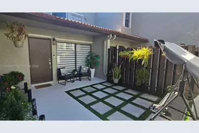 15370 SW 104th Ter #7, Miami, FL 33196 - Photo 1