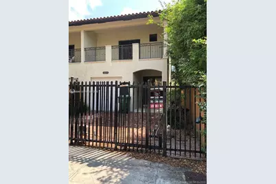 3227 Gifford Ln #3227, Miami, FL 33133 - Photo 1