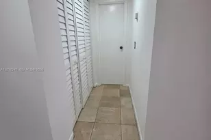 13499 Biscayne Blvd, North Miami, FL 33181 - Photo 16