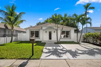 253 SW 4th St, Dania Beach, FL 33004 - Photo 1
