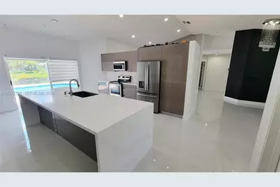 1421 SW 104th Ave, Pembroke Pines, FL 33025 - Photo 1