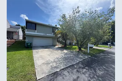 21738 SW 99th Ct, Cutler Bay, FL 33190 - Photo 1