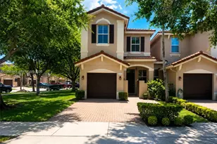 935 SW 154th Path, Miami, FL 33194 - Photo 1