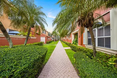 11411 NW 60th St #283, Doral, FL 33178 - Photo 1