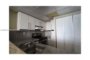 540 Brickell Key Dr, Miami, FL 33131 - Photo 1