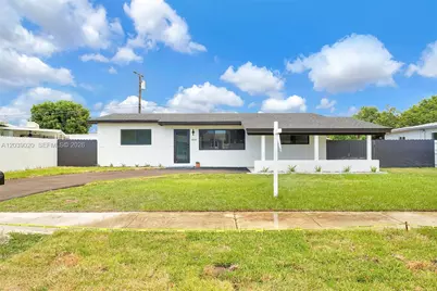 18510 NW 42nd Pl, Miami Gardens, FL 33055 - Photo 1