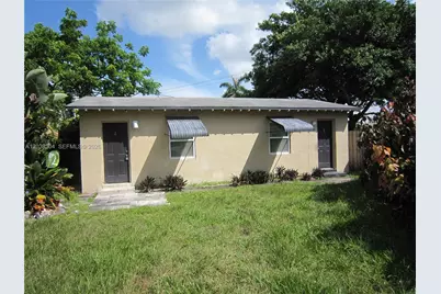 411 Columbus Pkwy #1, Hollywood, FL 33021 - Photo 1