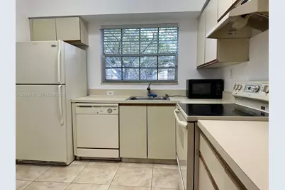 840 Cypress Park Way #N3, Deerfield Beach, FL 33064 - Photo 1