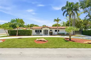 8240 SW 150th Dr, Palmetto Bay, FL 33158 - Photo 1