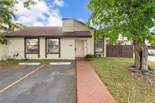 525 NW 100th Ct, Miami, FL 33172 - Photo 1