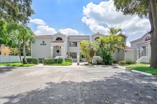 12003 NW 11th St, Pembroke Pines, FL 33026 - Photo 1