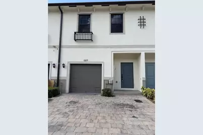 669 SW 11th St, Florida City, FL 33034 - Photo 1