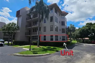 9520 Seagrape Dr, Davie, FL 33324 - Photo 1
