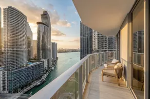 77 SE 5th St, Miami, FL 33131 - Photo 1