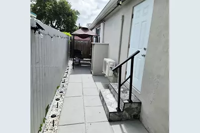 131 NW 51 Ave #STUDIO, Miami, FL 33126 - Photo 1