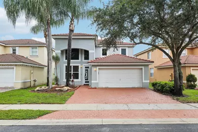2162 NW 77th Ter, Pembroke Pines, FL 33024 - Photo 1