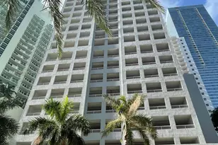 170 SE 14th St, Miami, FL 33131 - Photo 1