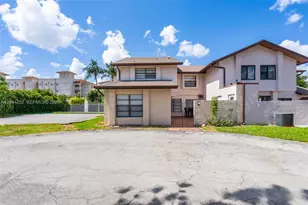 8186 NW 98th Terrace, Hialeah Gardens, FL 33016 - Photo 1