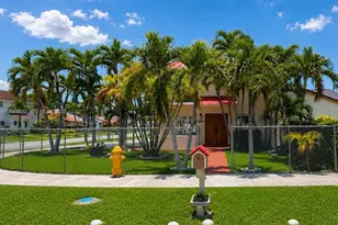 1050 SW 123rd Ave, Miami, FL 33184 - Photo 1