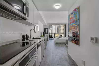 1300 Brickell Bay Dr #2713, Miami, FL 33131 - Photo 1