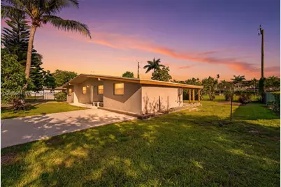 14310 SW 271st Ter, Homestead, FL 33032 - Photo 1