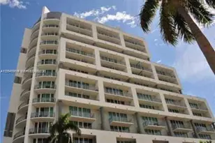 350 NE 24th St, Miami, FL 33137 - Photo 1