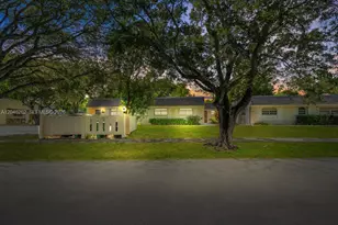 17244 SW 112th Pl, Miami, FL 33157 - Photo 1