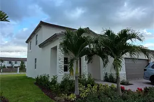 2475 SE 29th Dr, Homestead, FL 33035 - Photo 1