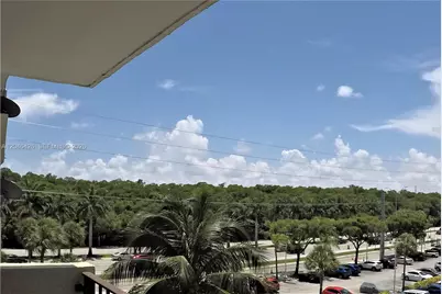 2903 NE 163rd St #404, North Miami Beach, FL 33160 - Photo 1