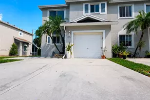 1428 SW 47th Ave, Deerfield Beach, FL 33442 - Photo 1