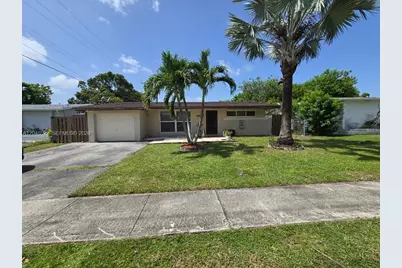8461 NW 27th Pl, Sunrise, FL 33322 - Photo 1