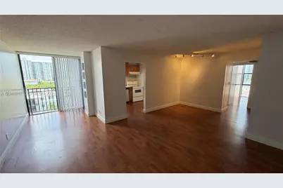17021 N Bay Rd #914, Sunny Isles Beach, FL 33160 - Photo 1