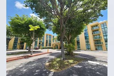 11800 SW 18th St #512-4, Miami, FL 33175 - Photo 1