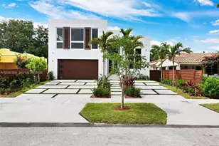 1615 NE 3rd Ct, Fort Lauderdale, FL 33301 - Photo 1