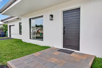 8024 SW 91st Ave, Miami, FL 33173 - Photo 1