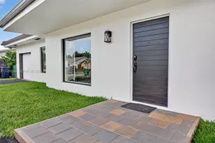 8024 SW 91 Ave, Miami, FL 33173 - Photo 1