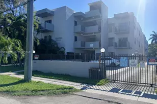13655 NE 3rd Ct, North Miami, FL 33161 - Photo 1