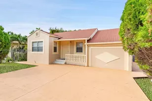 610 NW 23rd Pl, Miami, FL 33125 - Photo 1