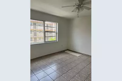 295 NW 72nd Ave #306, Miami, FL 33126 - Photo 1