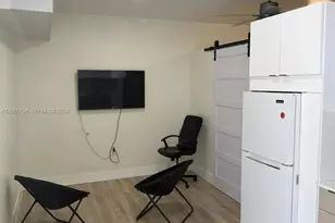 8600 NW 21st St, Sunrise, FL 33322 - Photo 1