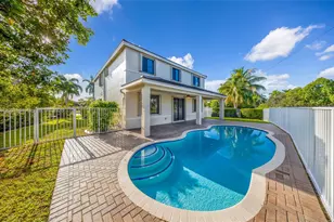1538 Tamarind Ct, Weston, FL 33327 - Photo 1