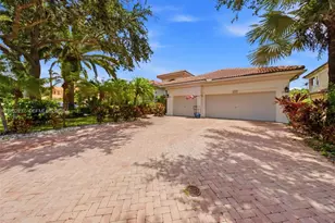 12307 NW 49th St, Coral Springs, FL 33076 - Photo 1